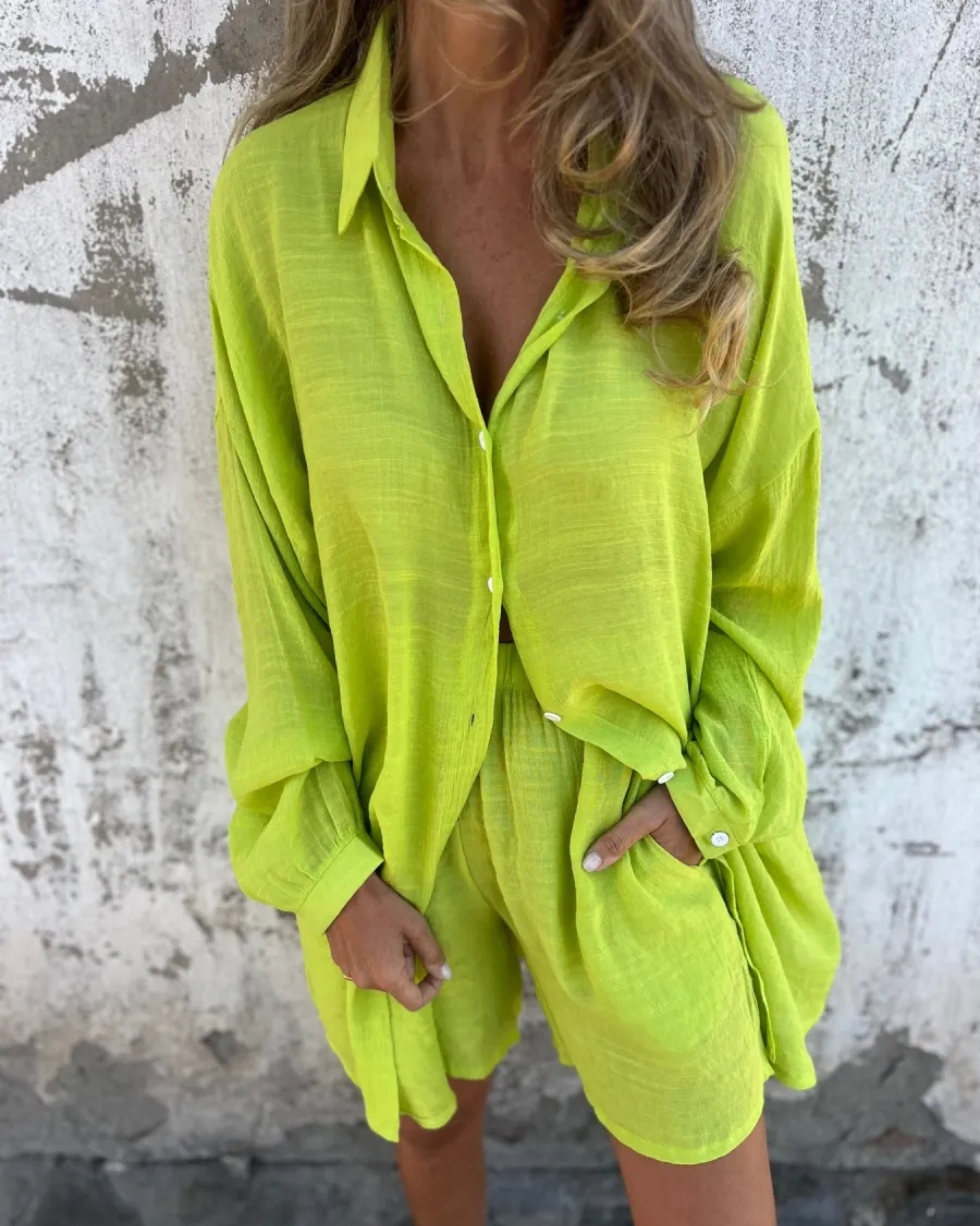 Izela – casual skjorte- og shorts-sæt