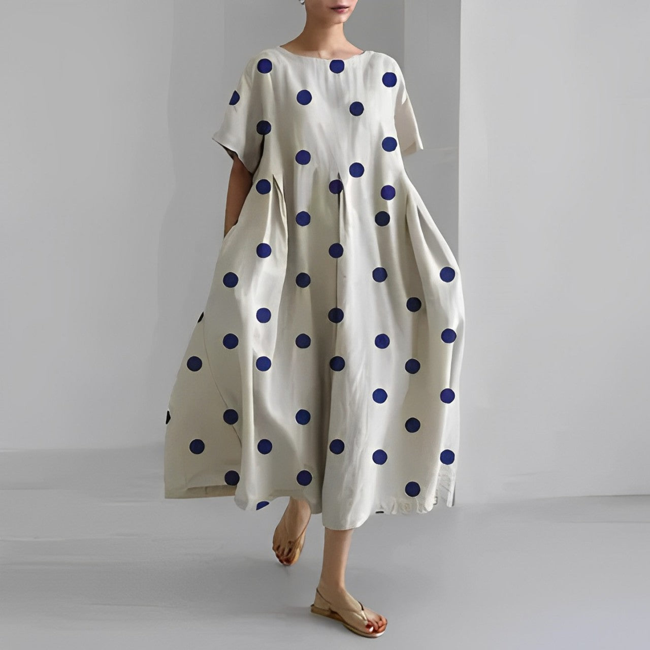 "Flaurien | Sommerkjole" can be rewritten as "Flaurien | Summer Dress".