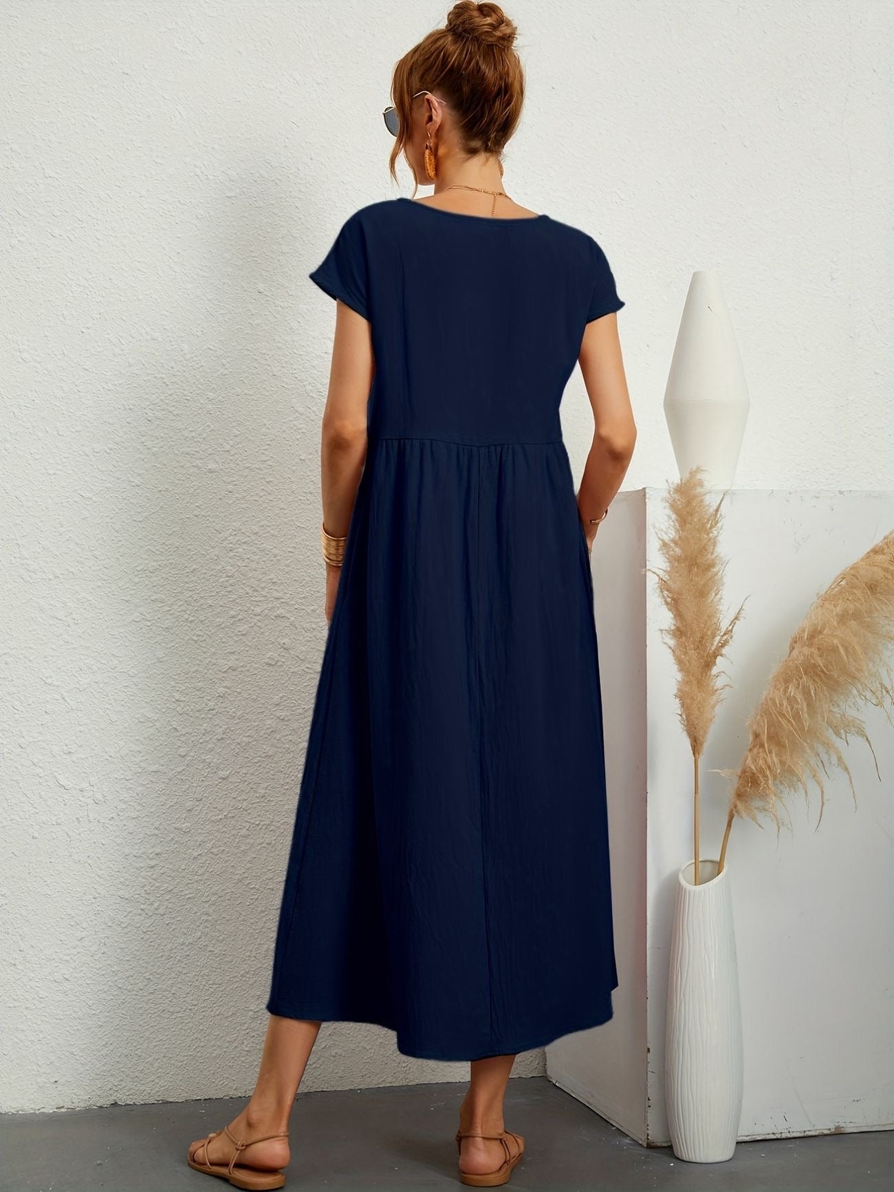 Tine - Chic Casual Dress