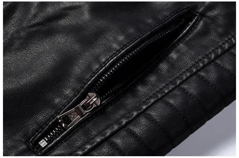 Mikkel™ Armor – Vintage læderlook med quiltede skuldre