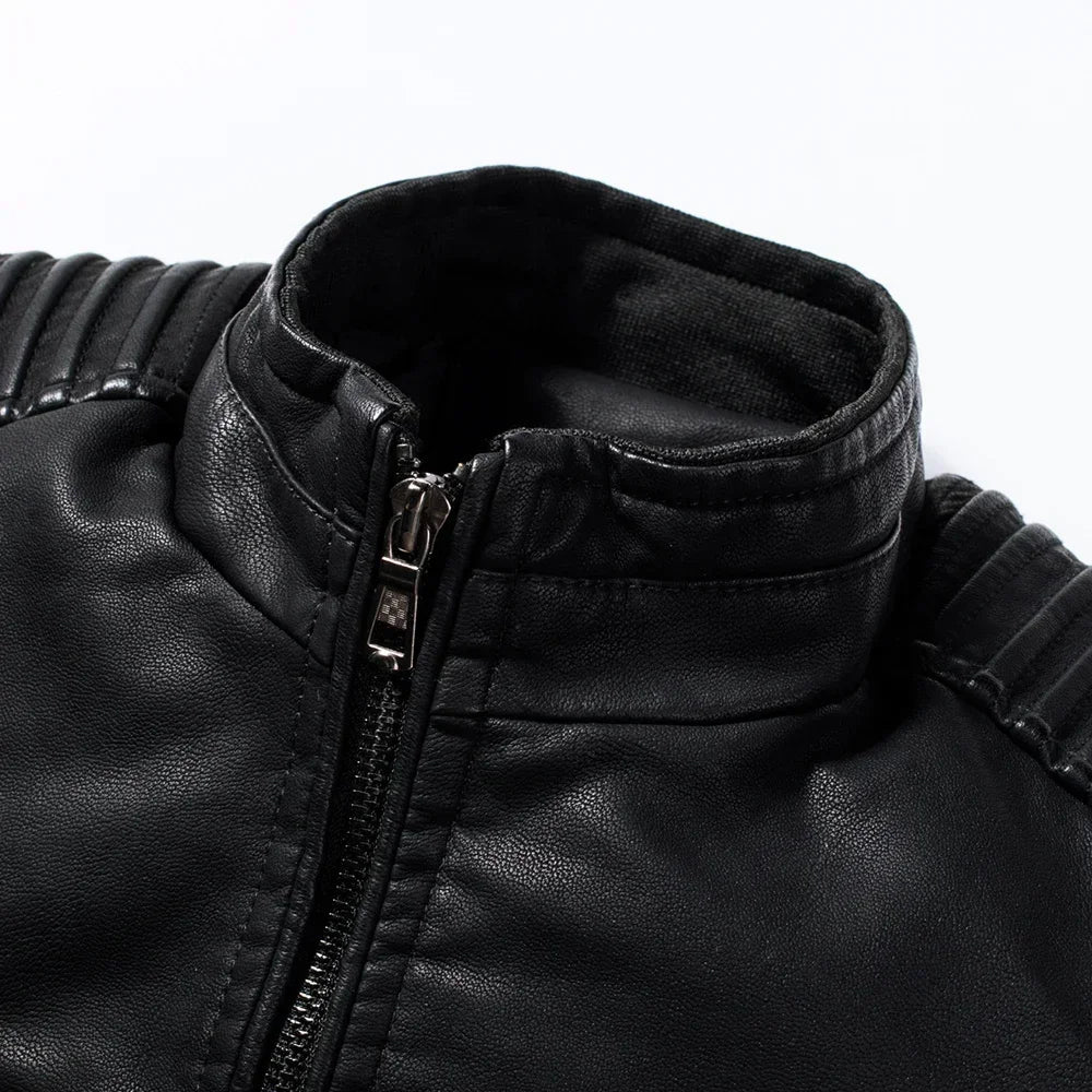 Mikkel™ Armor – Vintage læderlook med quiltede skuldre